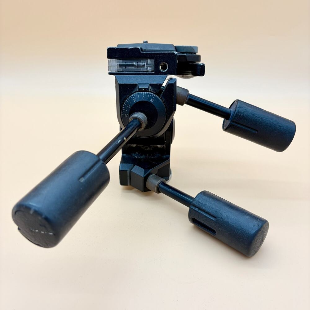 Manfrotto 3039 3-Way Pan Tilt Tripod Head Bogen Quick Release Plate Italy